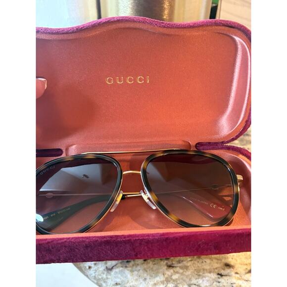 Gucci Acetate Aviator Sunglasses Tortoise MSRP $499 - Picture 4 of 10